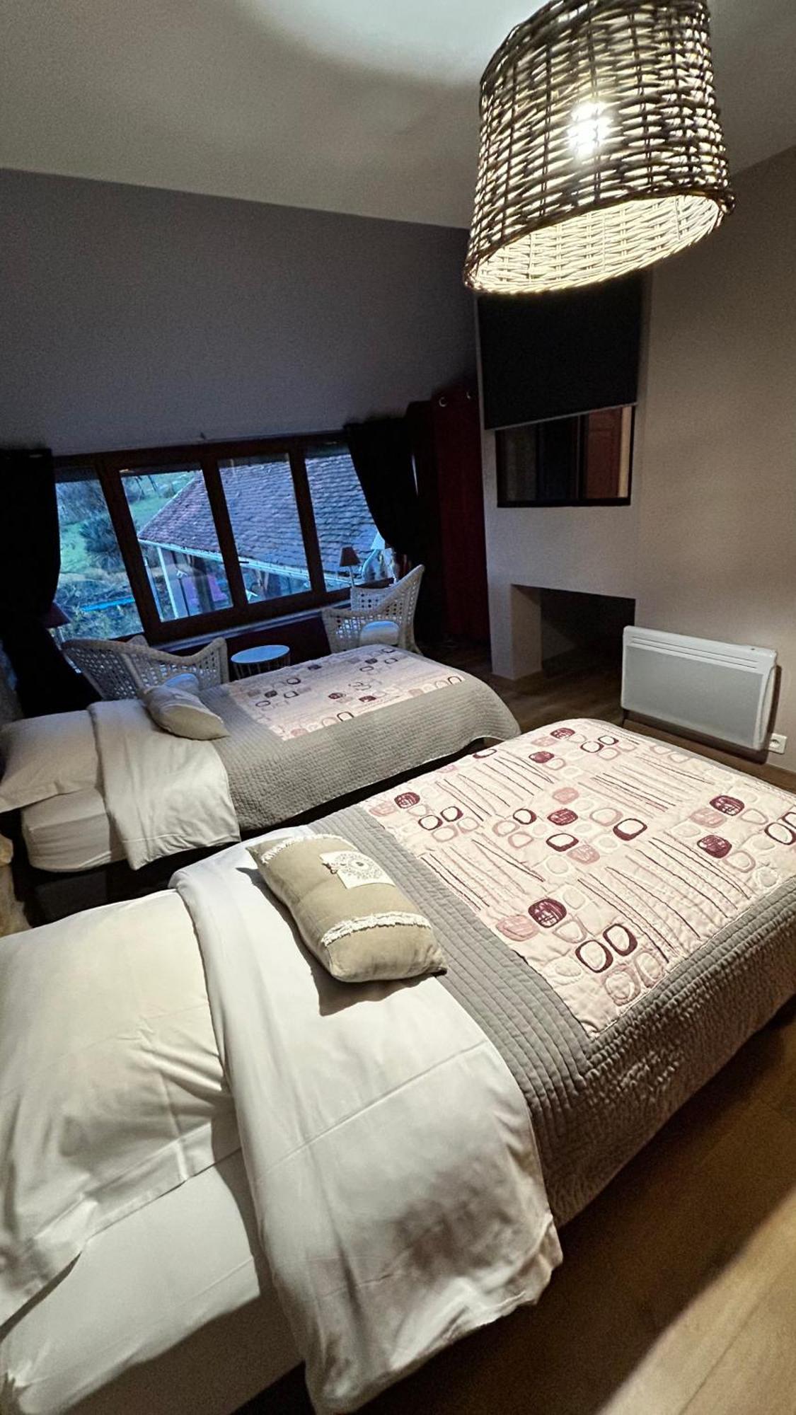 Le D'Tour Gourmand Bed & Breakfast Toulouse-le-Chateau Екстериор снимка