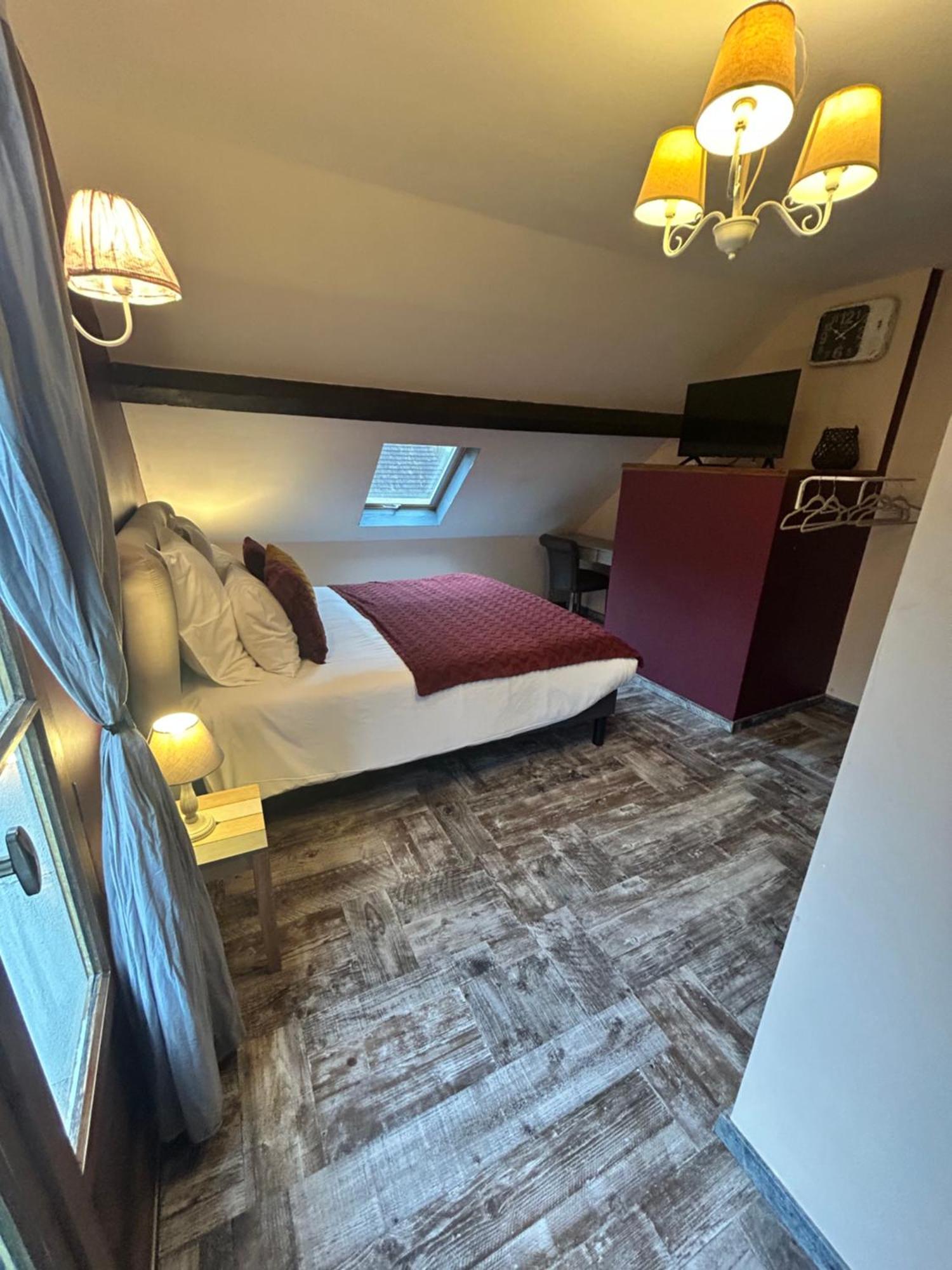 Le D'Tour Gourmand Bed & Breakfast Toulouse-le-Chateau Екстериор снимка