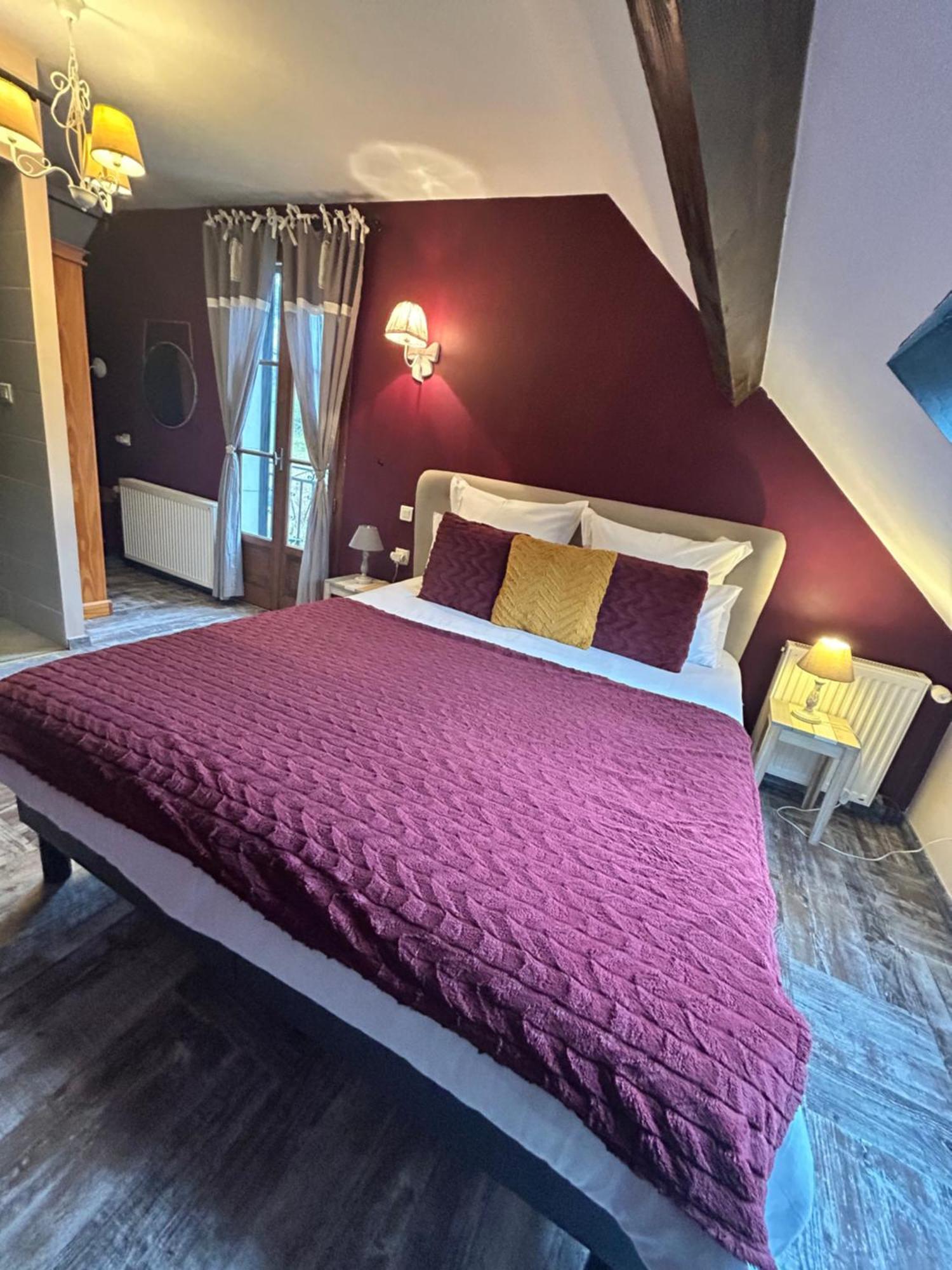 Le D'Tour Gourmand Bed & Breakfast Toulouse-le-Chateau Екстериор снимка