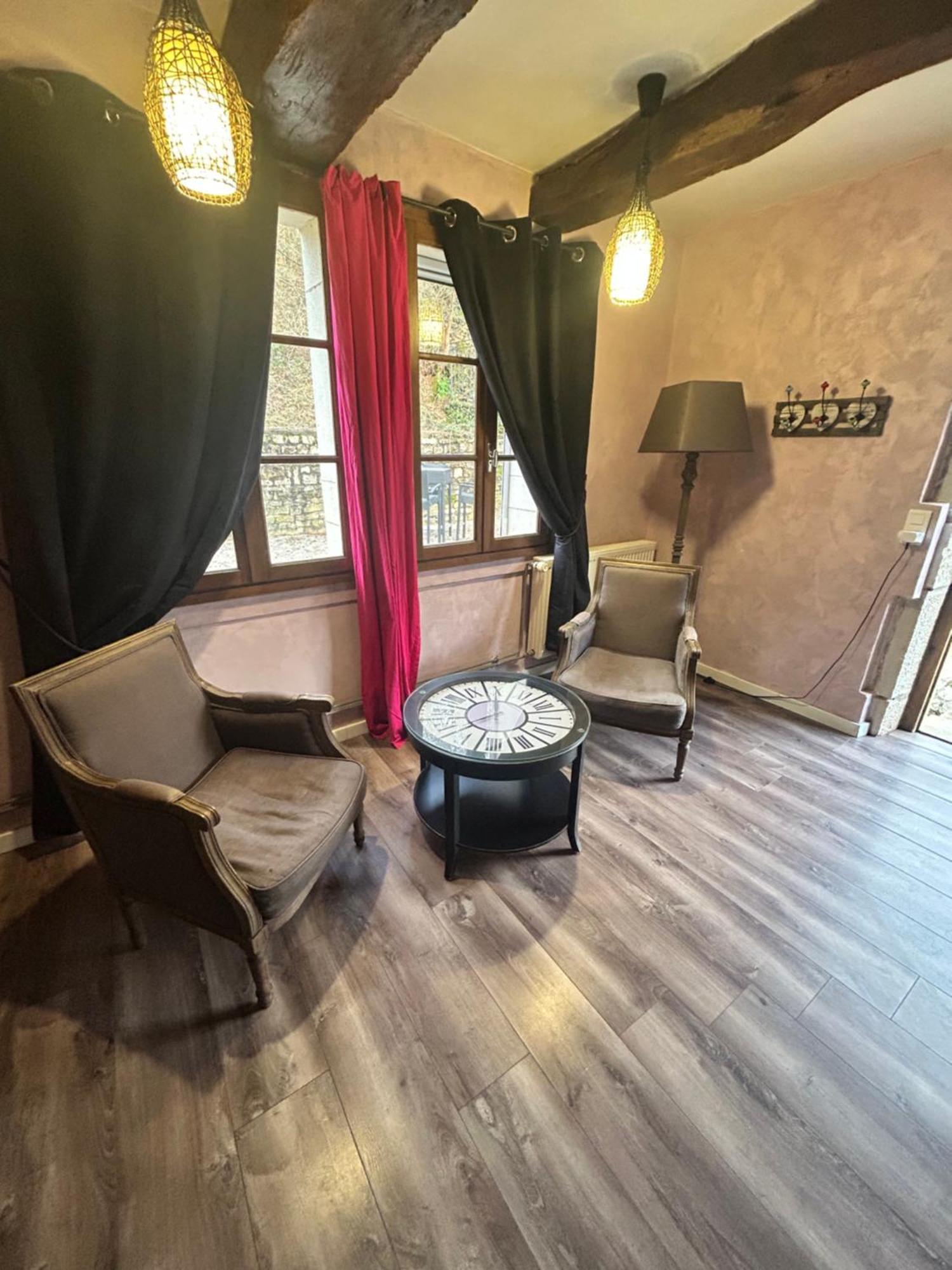 Le D'Tour Gourmand Bed & Breakfast Toulouse-le-Chateau Екстериор снимка