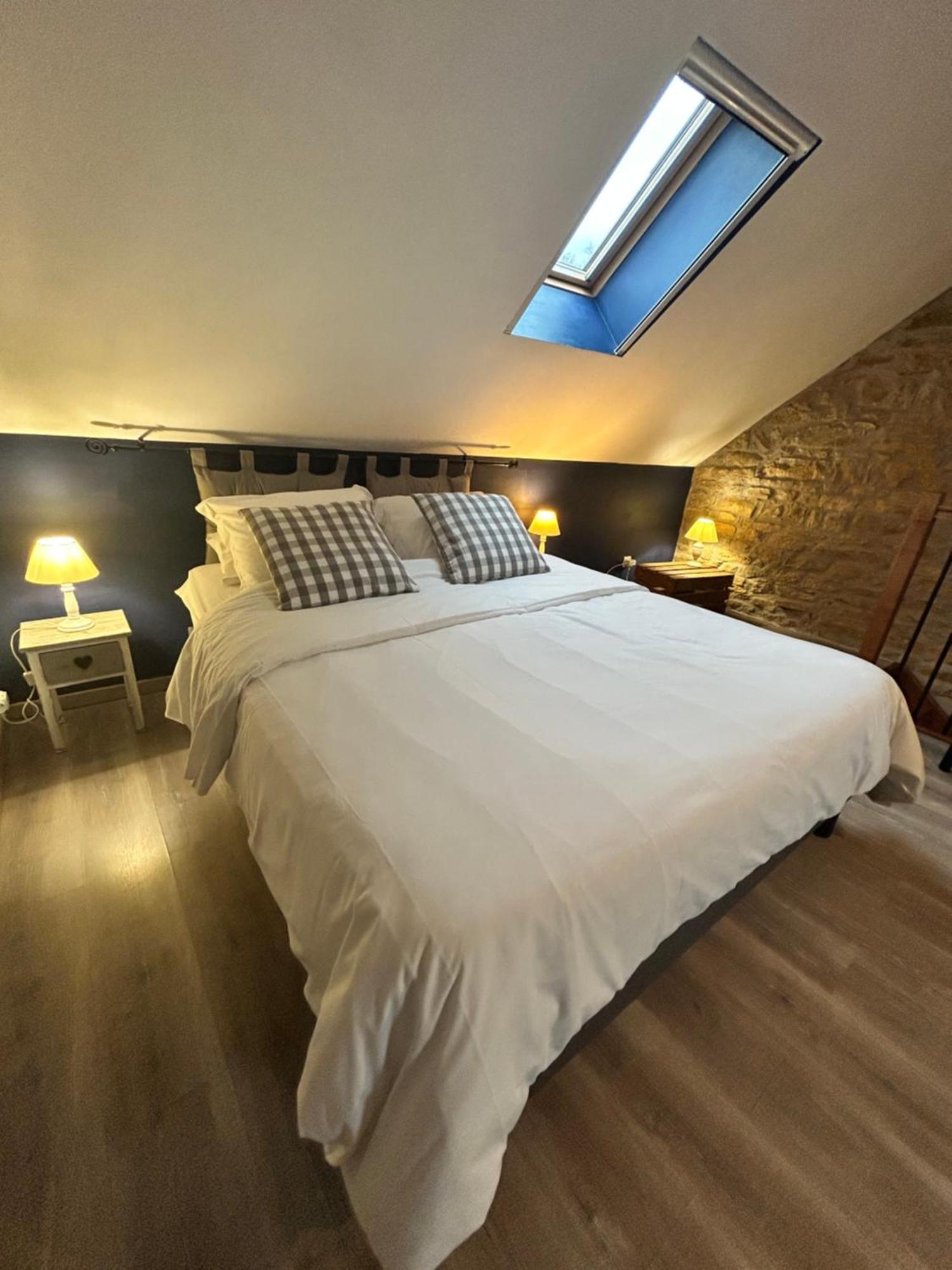 Le D'Tour Gourmand Bed & Breakfast Toulouse-le-Chateau Екстериор снимка